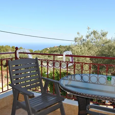 Πανσιόν Monika Lefkada 3*