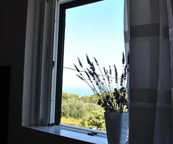 Monika Lefkada Pensionat