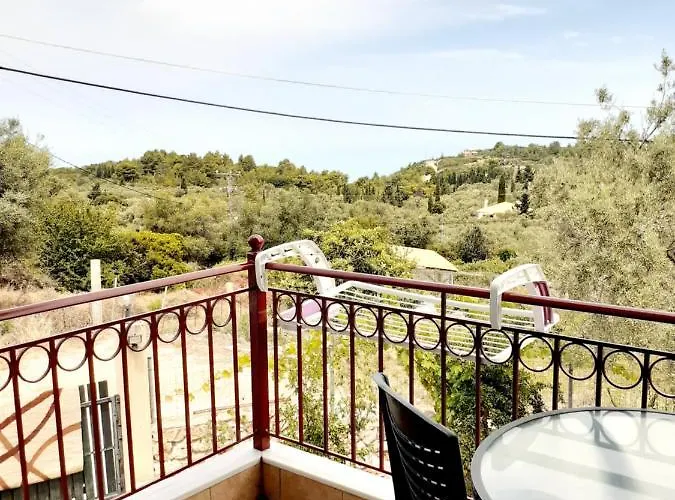 Monika Lefkada Pensionat 3*