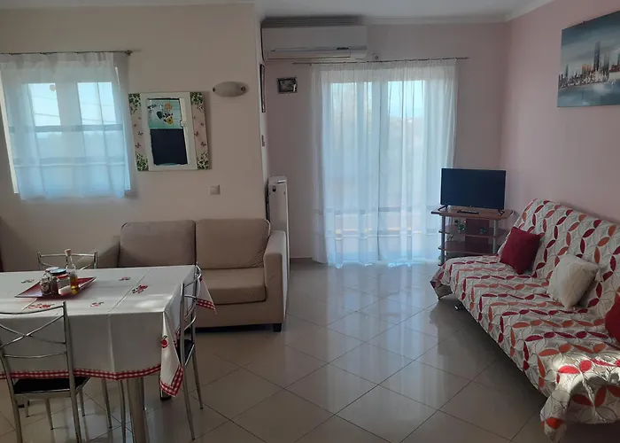 Monika Lefkada Pensionat