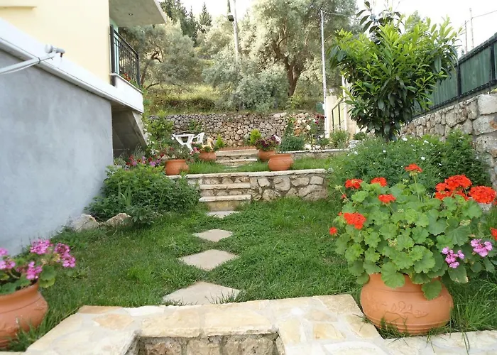 Monika Lefkada Pensionat 3*